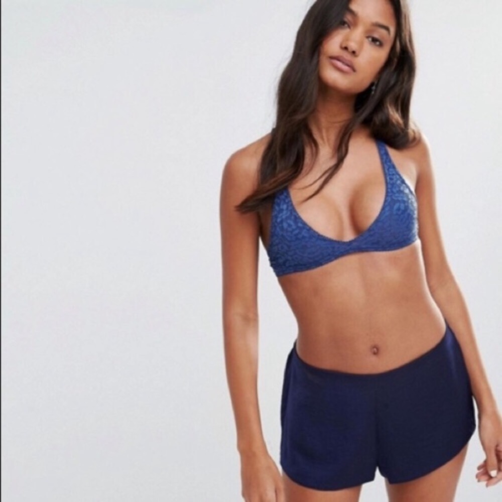 Free People Tatiana Soft Stretch Lace Blue Pull On Racerback Bra NWOT Size XS